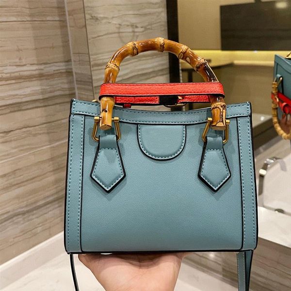 bamboo bags totes bag fashion women crossbody handbag luxurys designers clutch shoulder purse handbags metallic print253u
bamboo bags totes bag fashion women crossbody handbag luxurys designers clutch shoulder purse handbags metallic print253u