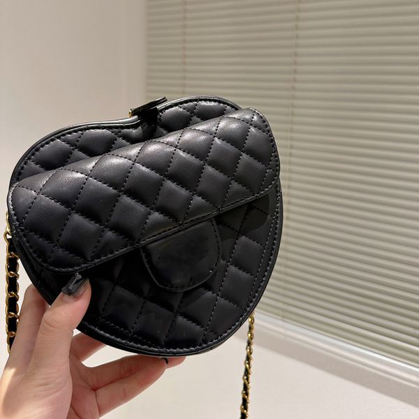 cc bags luxury brand cross body luxuries ladies heart love style valentine bags classic c cosmetic case vanity with gold metal matelasse cha
cc bags luxury brand cross body luxuries ladies heart love style valentine bags classic c cosmetic case vanity with gold metal matelasse cha