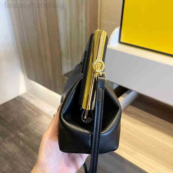 designer ff bags handbag baguette chain fendace shoulder retro crossbody women clutch purse leather tote mon tresor jacquard bag p19e
designer ff bags handbag baguette chain fendace shoulder retro crossbody women clutch purse leather tote mon tresor jacquard bag p19e
