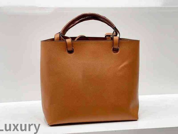 luxury bags tote women large-capacity clutch leather fashion handbag shoulder brown brand designer female purses 1230
luxury bags tote women large-capacity clutch leather fashion handbag shoulder brown brand designer female purses 1230