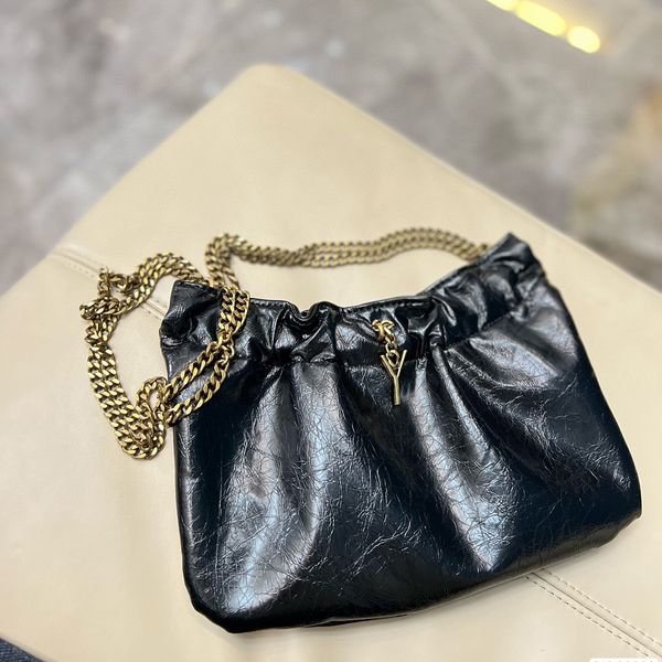 5a designer pleated cloud bag delicate lightweight metal lettering logo chain solid color shoulder handbag
5a designer pleated cloud bag delicate lightweight metal lettering logo chain solid color shoulder handbag