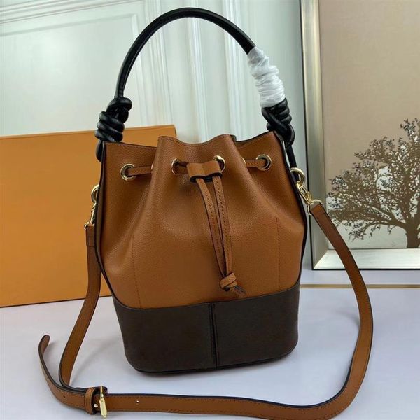 new retro classic leather women's handbag shoulder bags vintage crossbody bags messenger bag #v886248l
new retro classic leather women's handbag shoulder bags vintage crossbody bags messenger bag #v886248l