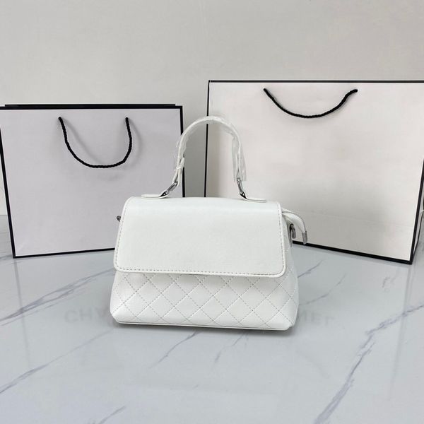 bags totes handbag designer bag women classic imitation famous brand solid color plaid splicing buckle shoulder bag fashion simple style par
bags totes handbag designer bag women classic imitation famous brand solid color plaid splicing buckle shoulder bag fashion simple style par