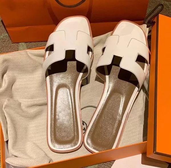 beach slippers classic flat heel summer lazy designer fashion cartoon big head flops leather lady slides women shoes l bath ladies sandal la, Black
beach slippers classic flat heel summer lazy designer fashion cartoon big head flops leather lady slides women shoes l bath ladies sandal la, Black