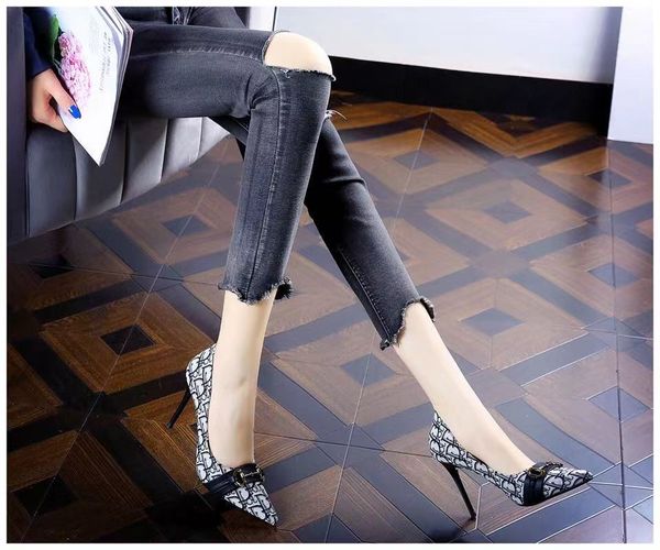 2023 year fashion women's casual high heel sandals letter d size 34-39, Black
