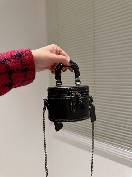 cc women bags shoulder handbags designer luxury mini portable box cosmetic lipstick bag ladies fashion small purses small boxs
cc women bags shoulder handbags designer luxury mini portable box cosmetic lipstick bag ladies fashion small purses small boxs