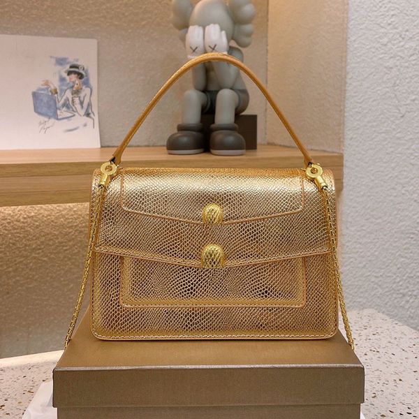 double snake head totes bag women serpentine handbag purse cowhide flap cross body bags ruby inlaid shoulder pouch removable chain leather s
double snake head totes bag women serpentine handbag purse cowhide flap cross body bags ruby inlaid shoulder pouch removable chain leather s