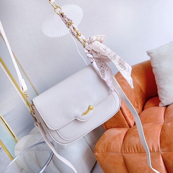 bags totes handbag designer bag women classic imitation famous brand white scarf buckle letter shoulder bag fashionable simple style party d
bags totes handbag designer bag women classic imitation famous brand white scarf buckle letter shoulder bag fashionable simple style party d