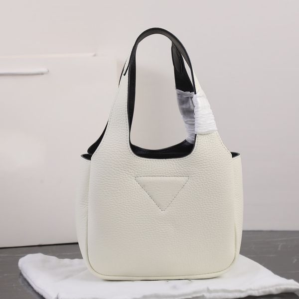 2023 fashion brand luxury handbag designer tote bags underarm bag design single shoulder bag winter quality high wallet purse cowhide
2023 fashion brand luxury handbag designer tote bags underarm bag design single shoulder bag winter quality high wallet purse cowhide