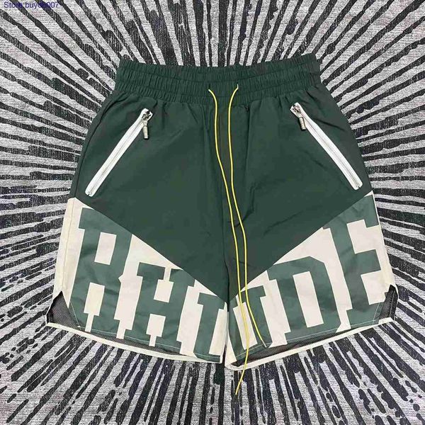 2023 new men's shorts fashion designer rhude couple rhlimited college style three-dimensional cutting splicing five point drawstring ca, White;black
2023 new men's shorts fashion designer rhude couple rhlimited college style three-dimensional cutting splicing five point drawstring ca, White;black