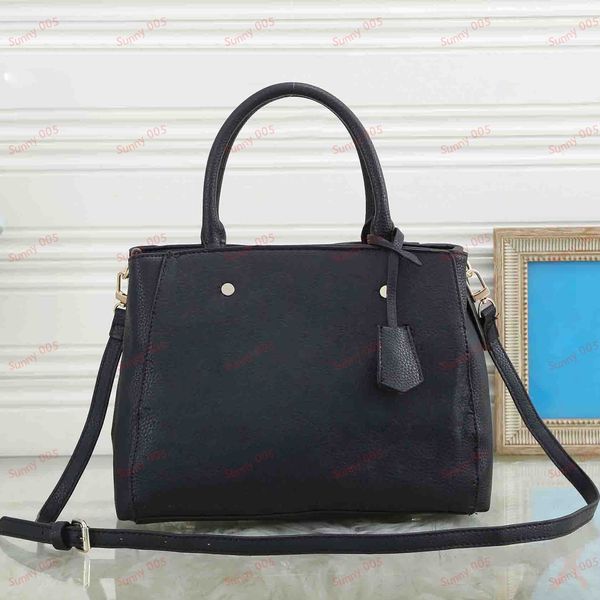 designer totes luxury tote bag fashion handbag shoulder bag genuine leather woman handbags classic retro full match barrel messenger leisure
designer totes luxury tote bag fashion handbag shoulder bag genuine leather woman handbags classic retro full match barrel messenger leisure