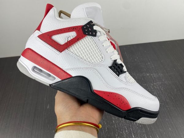 2023 authentic 4 4s red cement basketball shoes dh6927-161 sports sneakers trainers mens white/fire red-black-neutral grey with original box, Red;white
2023 authentic 4 4s red cement basketball shoes dh6927-161 sports sneakers trainers mens white/fire red-black-neutral grey with original box, Red;white