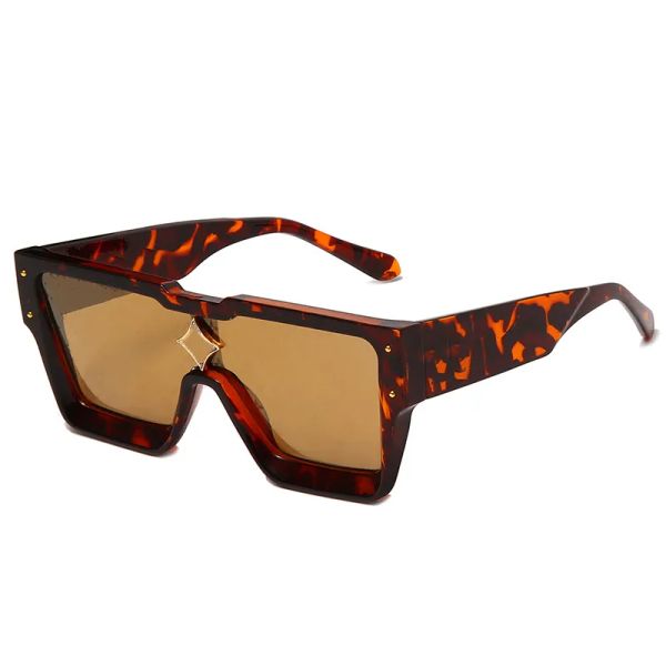 designer sunglasses for women and men fashion model special uv 400 protection double beam frame outdoor brands design alloy cyclone sunglass, White;black
designer sunglasses for women and men fashion model special uv 400 protection double beam frame outdoor brands design alloy cyclone sunglass, White;black