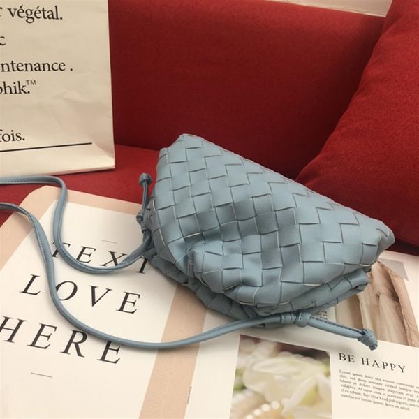 new fashion genuine weave leather cloud bag ladies clutch hand soft dumpling hobo shoulder bags purse 80o
new fashion genuine weave leather cloud bag ladies clutch hand soft dumpling hobo shoulder bags purse 80o
