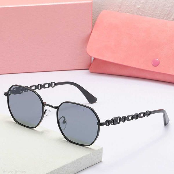 fashion sunglasses trendy beach sunglasses designer glasses for mens women 6 colors good qualityfor man woman, White;black
fashion sunglasses trendy beach sunglasses designer glasses for mens women 6 colors good qualityfor man woman, White;black