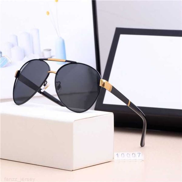 luxury brand sunglass classical designer polarized glasses men women pilot sunglasses uv400 eyewear sunnies metal framefor man woman, White;black
luxury brand sunglass classical designer polarized glasses men women pilot sunglasses uv400 eyewear sunnies metal framefor man woman, White;black
