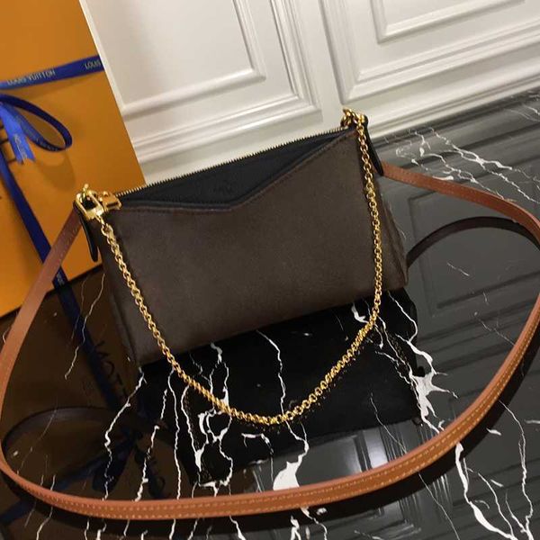 classic women chain handbag leather famous r ladies weekend mini luxury one-shoulder personality cross-body bag top
classic women chain handbag leather famous r ladies weekend mini luxury one-shoulder personality cross-body bag top