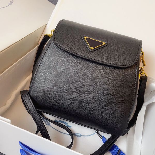 vintage mini fat crossbody bag women designer bucket shoulder bags fashionable simple cross grain leather girls phone purse luxury lady flap
vintage mini fat crossbody bag women designer bucket shoulder bags fashionable simple cross grain leather girls phone purse luxury lady flap