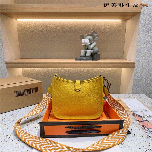 2022 news high-quality bags women's luxury designer first layer cowhide makeup exquisite cosmetics lady cosmetics travel clut282b
2022 news high-quality bags women's luxury designer first layer cowhide makeup exquisite cosmetics lady cosmetics travel clut282b
