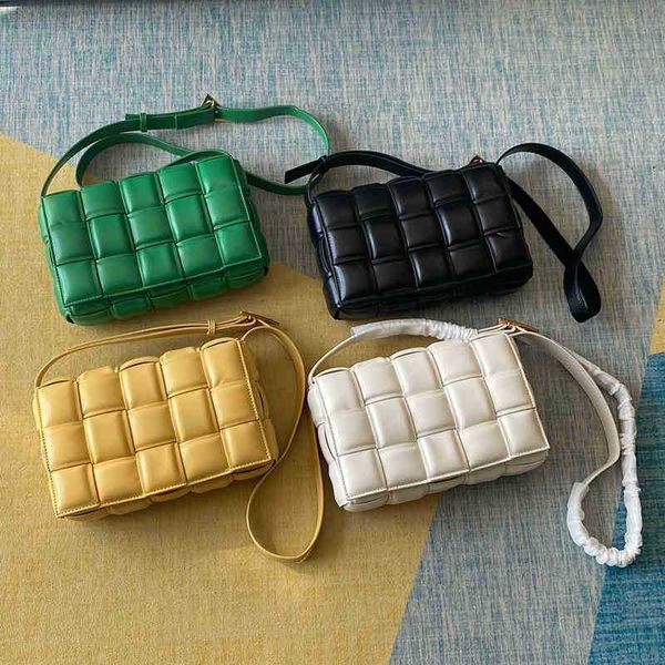 designe bags luxury crossbody messenger bottegas woven bag nylon pillow cloud shoulder high 5a quality handbags square purse f0fb
designe bags luxury crossbody messenger bottegas woven bag nylon pillow cloud shoulder high 5a quality handbags square purse f0fb