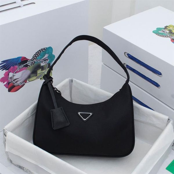 1515 handbag woman wallet designer popular underarm bag shoulder bags messenger bag classic zipper 65l
1515 handbag woman wallet designer popular underarm bag shoulder bags messenger bag classic zipper 65l