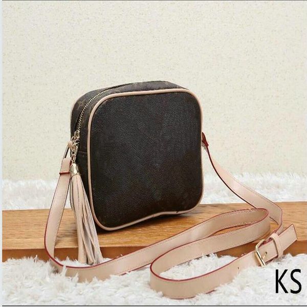luxurys designers bags diagonal shoulder bag retro chains leather handbags fashion cross body printed women totes classic crossbod204h
luxurys designers bags diagonal shoulder bag retro chains leather handbags fashion cross body printed women totes classic crossbod204h