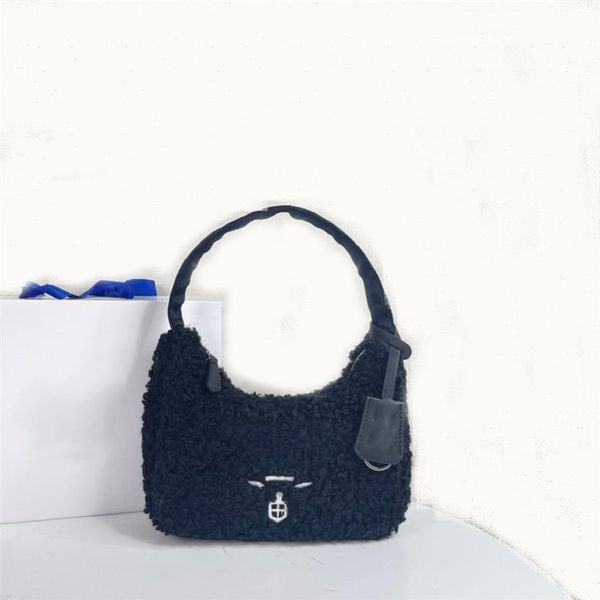 classic high-quality luxury designer 5 colors underarm bag furry shoulder bags lady messengers messenger handbag ship 001214t 
classic high-quality luxury designer 5 colors underarm bag furry shoulder bags lady messengers messenger handbag ship 001214t