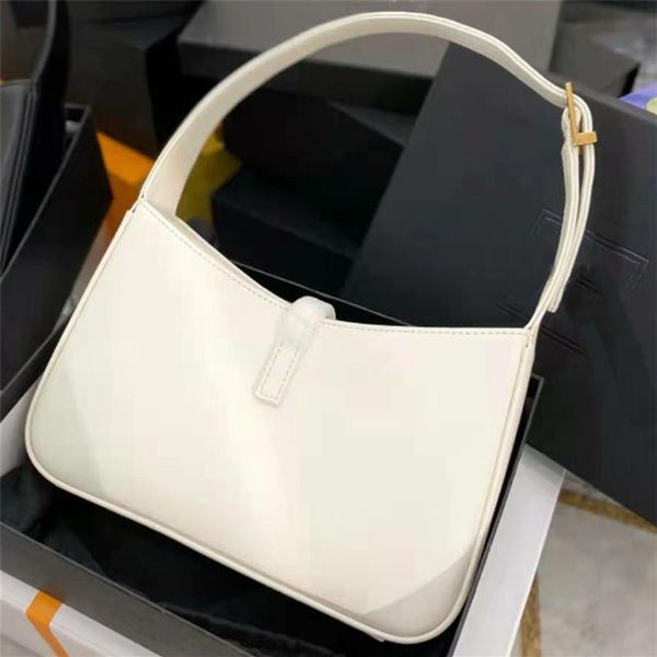 borsa hobo le 5 a 7 in pelle liscia one shoulder bags 3 capital letters hasp vintage baguettes gold hardware black genuine calf le234m
borsa hobo le 5 a 7 in pelle liscia one shoulder bags 3 capital letters hasp vintage baguettes gold hardware black genuine calf le234m