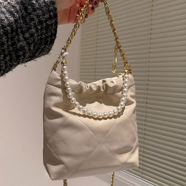 9a quality women designer channel mini crossbody bag 20cm with box genuine leather ladies luxury fashion shoulder tote handbag pearl
9a quality women designer channel mini crossbody bag 20cm with box genuine leather ladies luxury fashion shoulder tote handbag pearl
