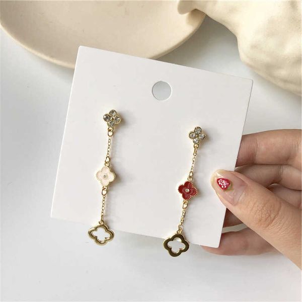 designer earring s925 silver needle asymmetrical small flower lucky four leaf grass new fashion net red female, Golden
designer earring s925 silver needle asymmetrical small flower lucky four leaf grass new fashion net red female, Golden