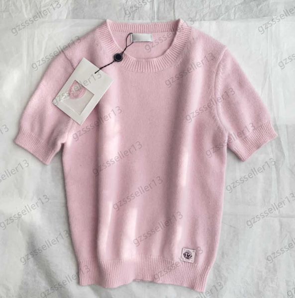 brand women sweater minimalist type cashmere knitwear garments logo decoration short sleeves slim knitted sweaters comfortable warm womens c, White;black
brand women sweater minimalist type cashmere knitwear garments logo decoration short sleeves slim knitted sweaters comfortable warm womens c, White;black