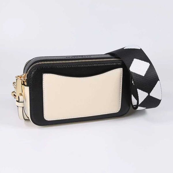 woman's fashion handbag designer marc's jacob bags women's bag new fashion color matching leather wide shoulder belt single d
woman's fashion handbag designer marc's jacob bags women's bag new fashion color matching leather wide shoulder belt single d