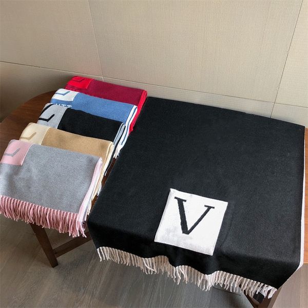 classic designer scarf men's and women's winter black grey letter embroidery warm scarf brand label, Blue;gray
classic designer scarf men's and women's winter black grey letter embroidery warm scarf brand label, Blue;gray