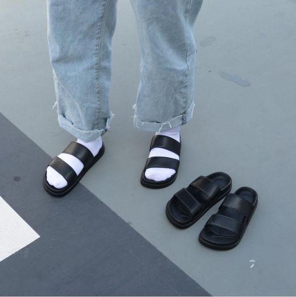 luxury slipper designer sandal italy brand slides women slippers flat bottom flip flop sneakers boots casual shoe by hoe99 s185, Black
luxury slipper designer sandal italy brand slides women slippers flat bottom flip flop sneakers boots casual shoe by hoe99 s185, Black