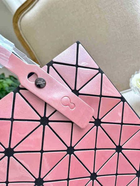 evening bag luxury lightweight tote women geometry folding handbags casual shoulder messenger crossbody female wallets 220412
evening bag luxury lightweight tote women geometry folding handbags casual shoulder messenger crossbody female wallets 220412