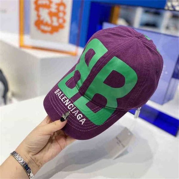 new balencaigcaps printing paris caps embroidery home alphabet with duck tongue graffiti double b sunshade versatile couple baseba, Blue;gray
new balencaigcaps printing paris caps embroidery home alphabet with duck tongue graffiti double b sunshade versatile couple baseba, Blue;gray