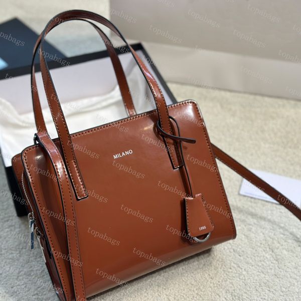 pra designer handbags the totes bags classic women fashion leather zipper shoulder bag crossbody bags
pra designer handbags the totes bags classic women fashion leather zipper shoulder bag crossbody bags