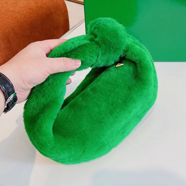 designer women wool shearling jodies mini clutch bag italy luxury brand b handle handbags lady plush fur villus hobo handbag luxurys designe
designer women wool shearling jodies mini clutch bag italy luxury brand b handle handbags lady plush fur villus hobo handbag luxurys designe