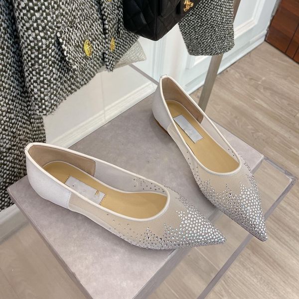 women's shoes with shallow eyes and red soles wedding shoes sell in spring and summer elegant style women's shoes, rhinestone high, Black
women's shoes with shallow eyes and red soles wedding shoes sell in spring and summer elegant style women's shoes, rhinestone high, Black