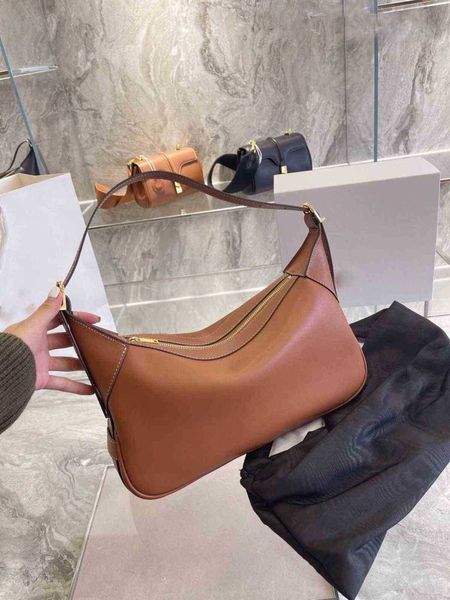 bag leather shoulder classic geometric underarm messenger female high capacity wallet travel clutch change purses 1029 8at9
bag leather shoulder classic geometric underarm messenger female high capacity wallet travel clutch change purses 1029 8at9