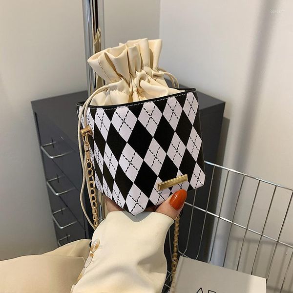 evening bags retro small women's bag shoulder spring high crossbody bucket 
evening bags retro small women's bag shoulder spring high crossbody bucket