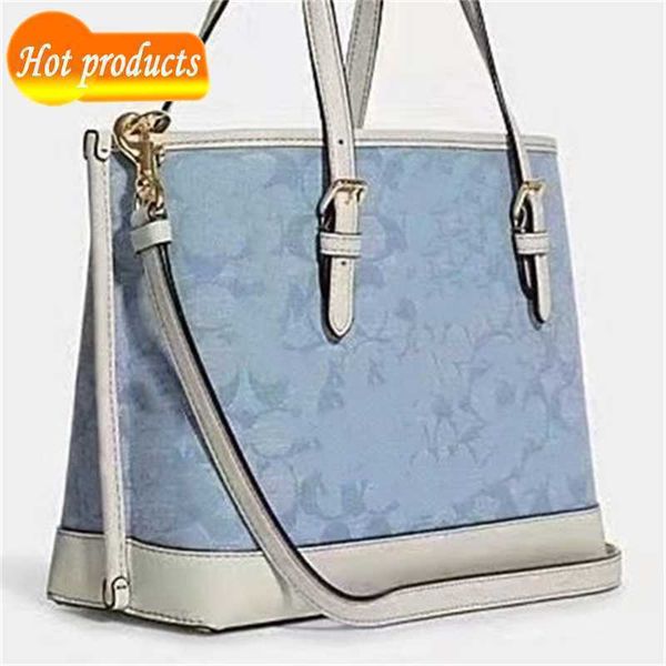 designer luxury women the tote bag fashion versatile handbags shoulder crossbody bags purse telfars totes large capacity saddle wallets 7a 7
designer luxury women the tote bag fashion versatile handbags shoulder crossbody bags purse telfars totes large capacity saddle wallets 7a 7