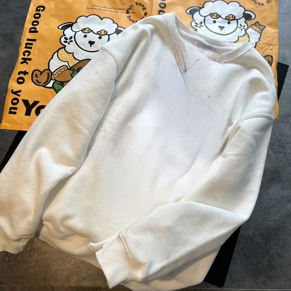women's hoodies sweatshirts korean classic cartoon bulldog print loose round neck plush thickened sweater, Black
women's hoodies sweatshirts korean classic cartoon bulldog print loose round neck plush thickened sweater, Black