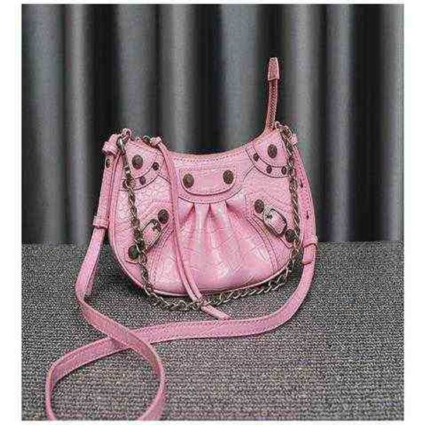 designer luxury womens bag balencigas handbag b-shaped paris single shoulder messenger fashion square gift shoulder oblique span versatile h
designer luxury womens bag balencigas handbag b-shaped paris single shoulder messenger fashion square gift shoulder oblique span versatile h