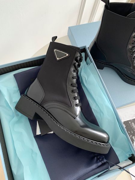 chelsea boot ankle boots martin booties luxury with chain gold-tone horsebit bottom black leather women 's lady bee eu35-42 box
chelsea boot ankle boots martin booties luxury with chain gold-tone horsebit bottom black leather women 's lady bee eu35-42 box