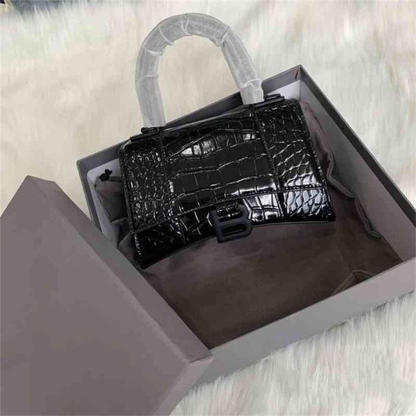 designer balencigas bags hourglass handbags crocodile leather women's single shoulder diagonal 2vqx
designer balencigas bags hourglass handbags crocodile leather women's single shoulder diagonal 2vqx