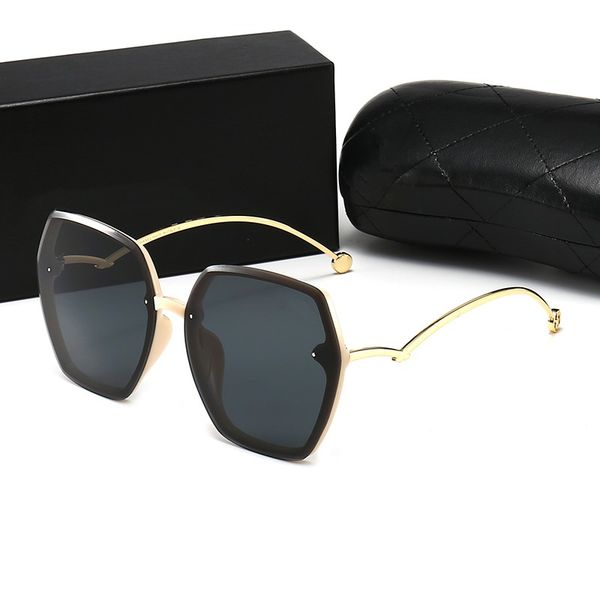 new classic retro designer sunglasses fashion trend sun glasses anti-glare uv400 eyeglasses for, White;black
new classic retro designer sunglasses fashion trend sun glasses anti-glare uv400 eyeglasses for, White;black