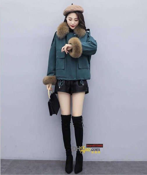 luxurywomen winter jacket ladies real raccoon fur collar duck down inside warm coat femme with all the tag new arrive, Black
luxurywomen winter jacket ladies real raccoon fur collar duck down inside warm coat femme with all the tag new arrive, Black