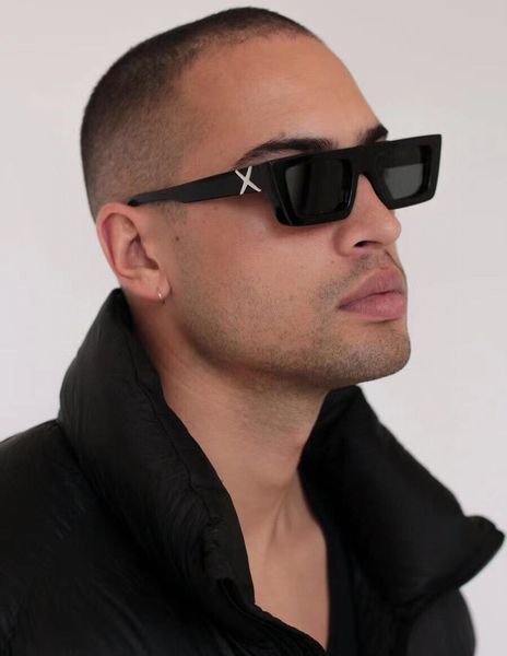 new luxury woman brand sunglasses women designer metal vintage sunglasses fashion style square frame uv 400 lens with original case box 1668, White;black 
new luxury woman brand sunglasses women designer metal vintage sunglasses fashion style square frame uv 400 lens with original case box 1668, White;black