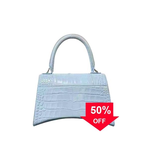 luxury designer balencaigass bags 2022 trendy versatile premium crocodile embossed single shoulder messenger armpit portable hourglass bag r
luxury designer balencaigass bags 2022 trendy versatile premium crocodile embossed single shoulder messenger armpit portable hourglass bag r